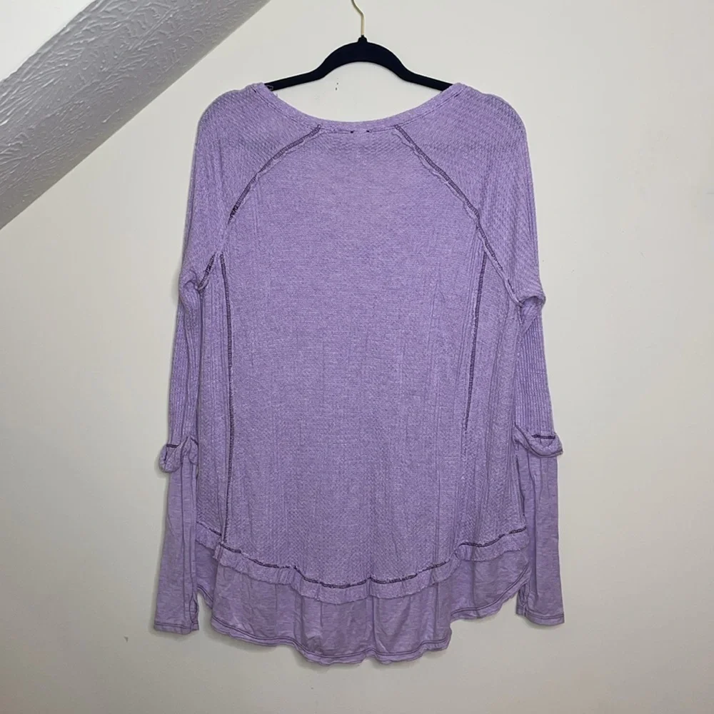 FREE PEOPLE LAGUNA THERMAL WAFFLE & JERSEY TOP WITH THUMBHOLES OVERSIZED